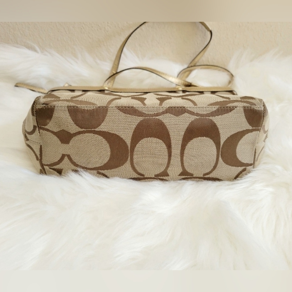 Coach Purse / Handbag Gold & Canvas - Picture 4 of 7
